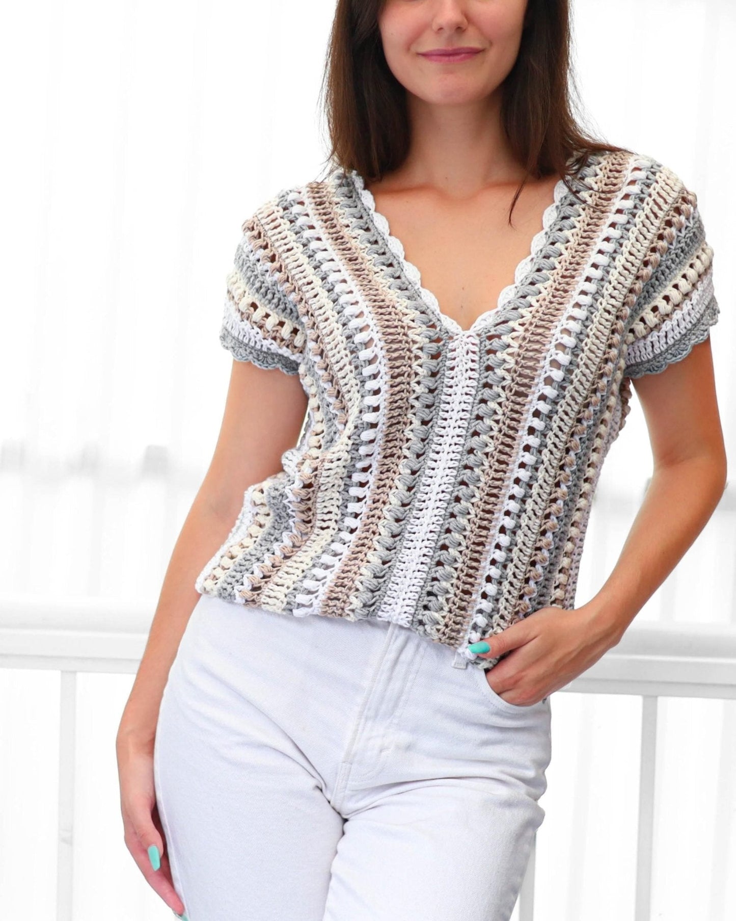 ALYSSA V-Neck Top Crochet Pattern | Soft-Drape Rectangle Top | PDF (XS–3XL) - Hakel Liebe