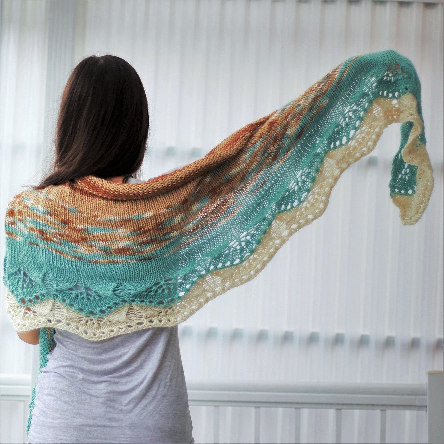 IDA Lace Shawl Knitting Pattern | Center-Out, Any Yarn Weight | PDF - Hakel Liebe