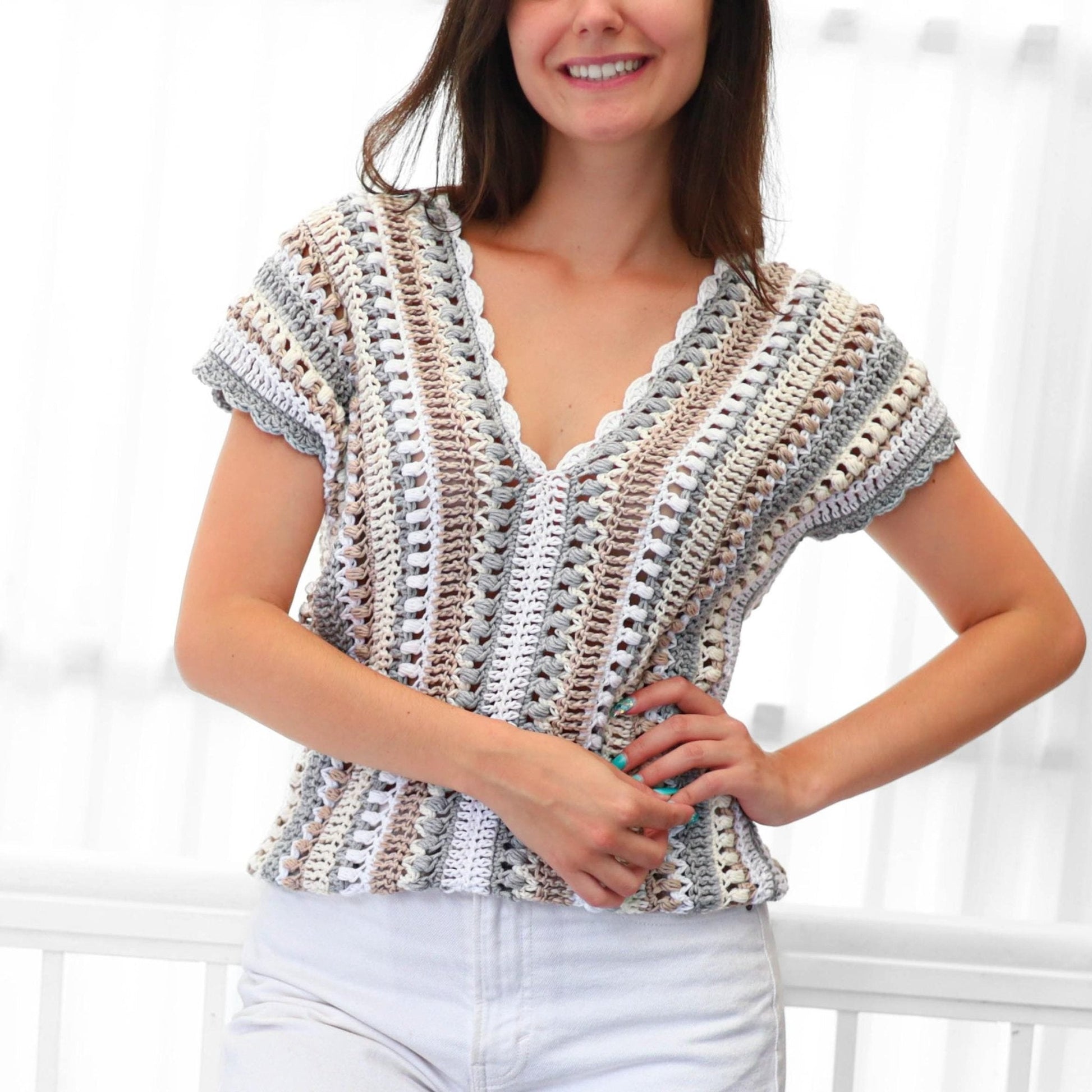 ALYSSA V-Neck Top Crochet Pattern | Soft-Drape Rectangle Top | PDF (XS–3XL) - Hakel Liebe
