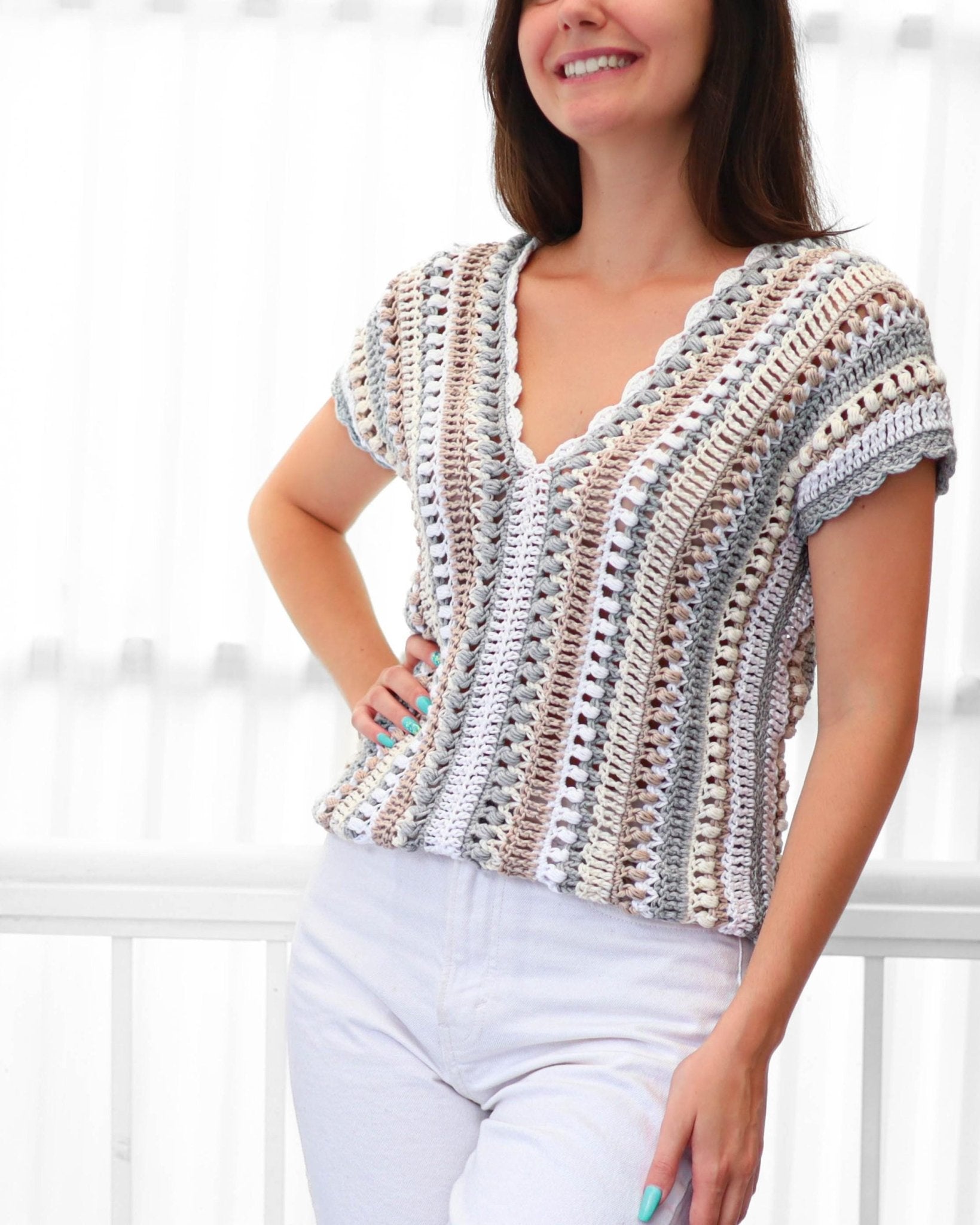 ALYSSA V-Neck Top Crochet Pattern | Soft-Drape Rectangle Top | PDF (XS–3XL) - Hakel Liebe