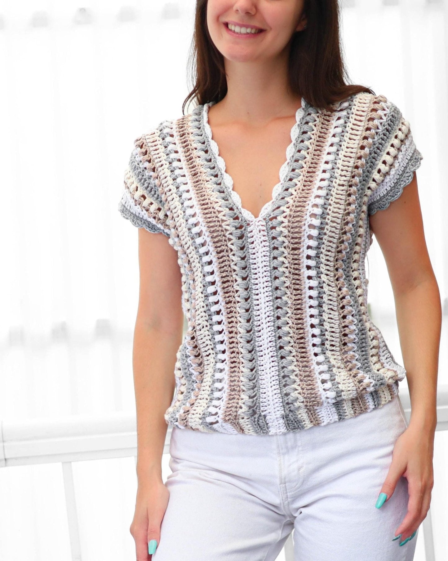 ALYSSA V-Neck Top Crochet Pattern | Soft-Drape Rectangle Top | PDF (XS–3XL) - Hakel Liebe