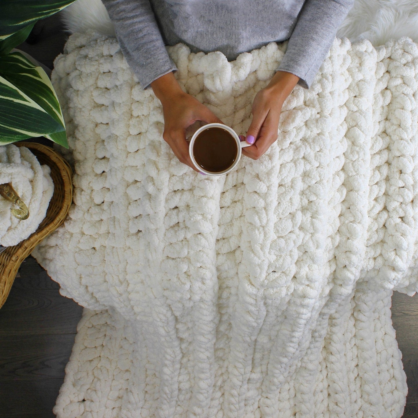 BANFF Chunky Blanket Crochet Pattern | Jumbo-Yarn Weekend Throw | PDF (3 Sizes) - Hakel Liebe