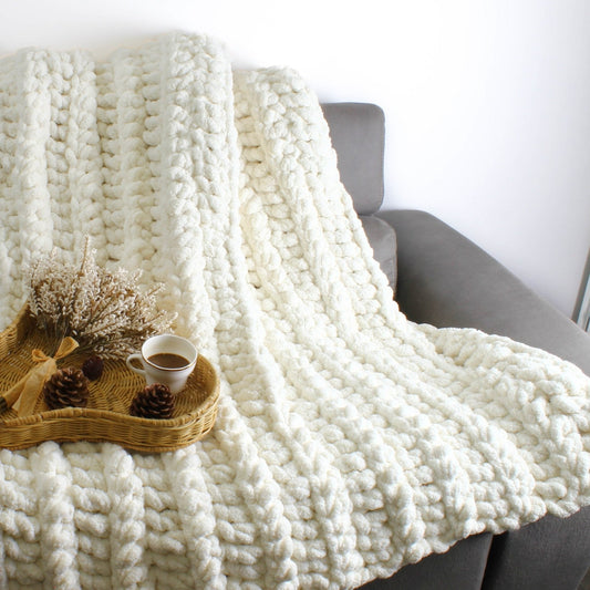 BANFF Chunky Blanket Crochet Pattern | Jumbo-Yarn Weekend Throw | PDF (3 Sizes) - Hakel Liebe