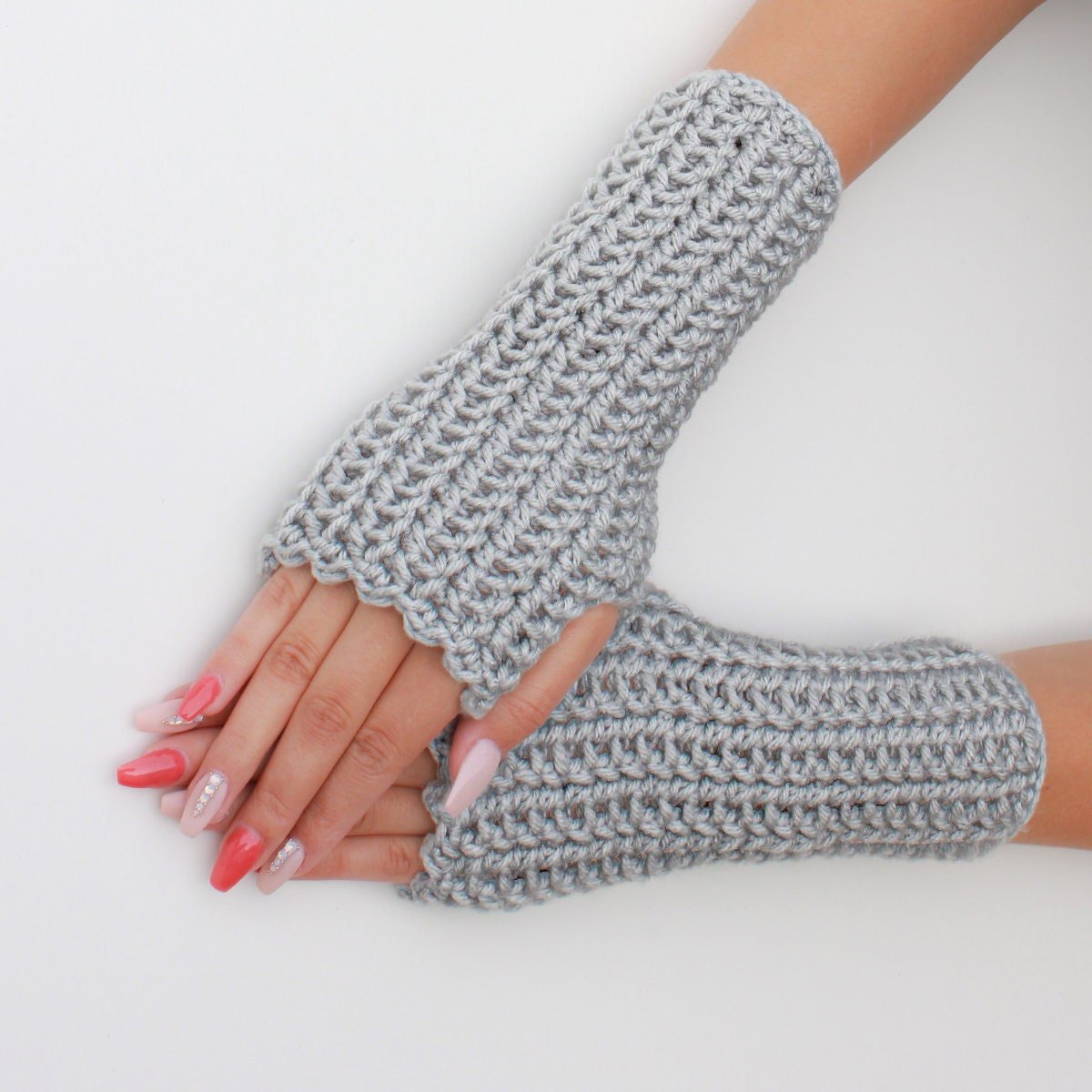 CAMILA Fingerless Gloves Crochet Pattern | 2-Hour Gift Project | PDF (S–L) - Hakel Liebe