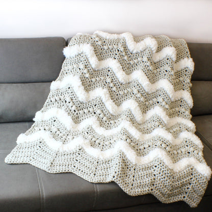 COZY HARMONY Blanket Crochet Pattern | Chevron Puff Throw with Faux Fur Trim | PDF (3 Sizes) - Hakel Liebe
