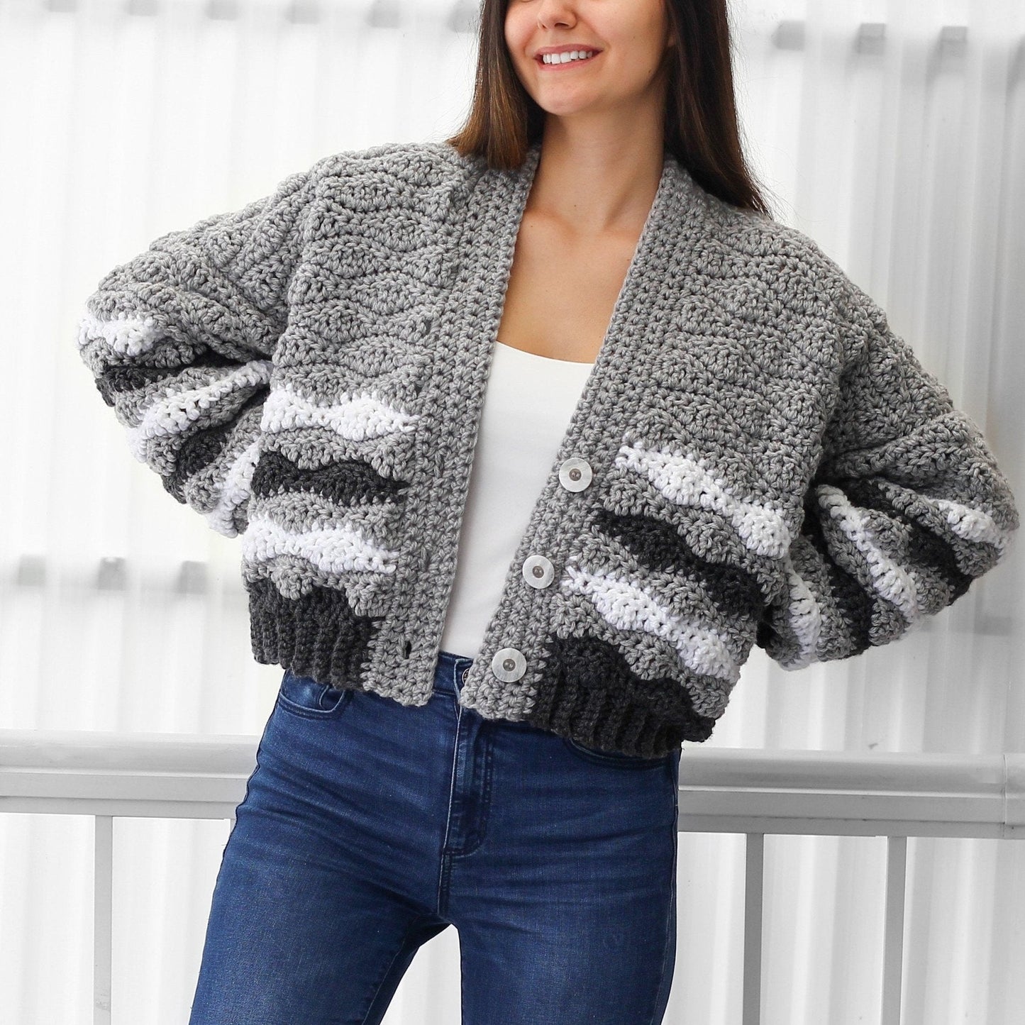 DAPHNE Striped Cardigan Crochet Pattern | Bold Bulky Oversize | PDF (XS–3XL) - Hakel Liebe