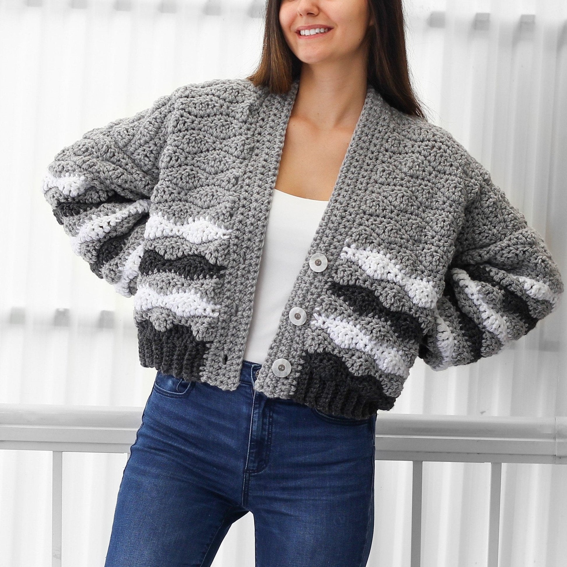 DAPHNE Striped Cardigan Crochet Pattern | Bold Bulky Oversize | PDF (XS–3XL) - Hakel Liebe