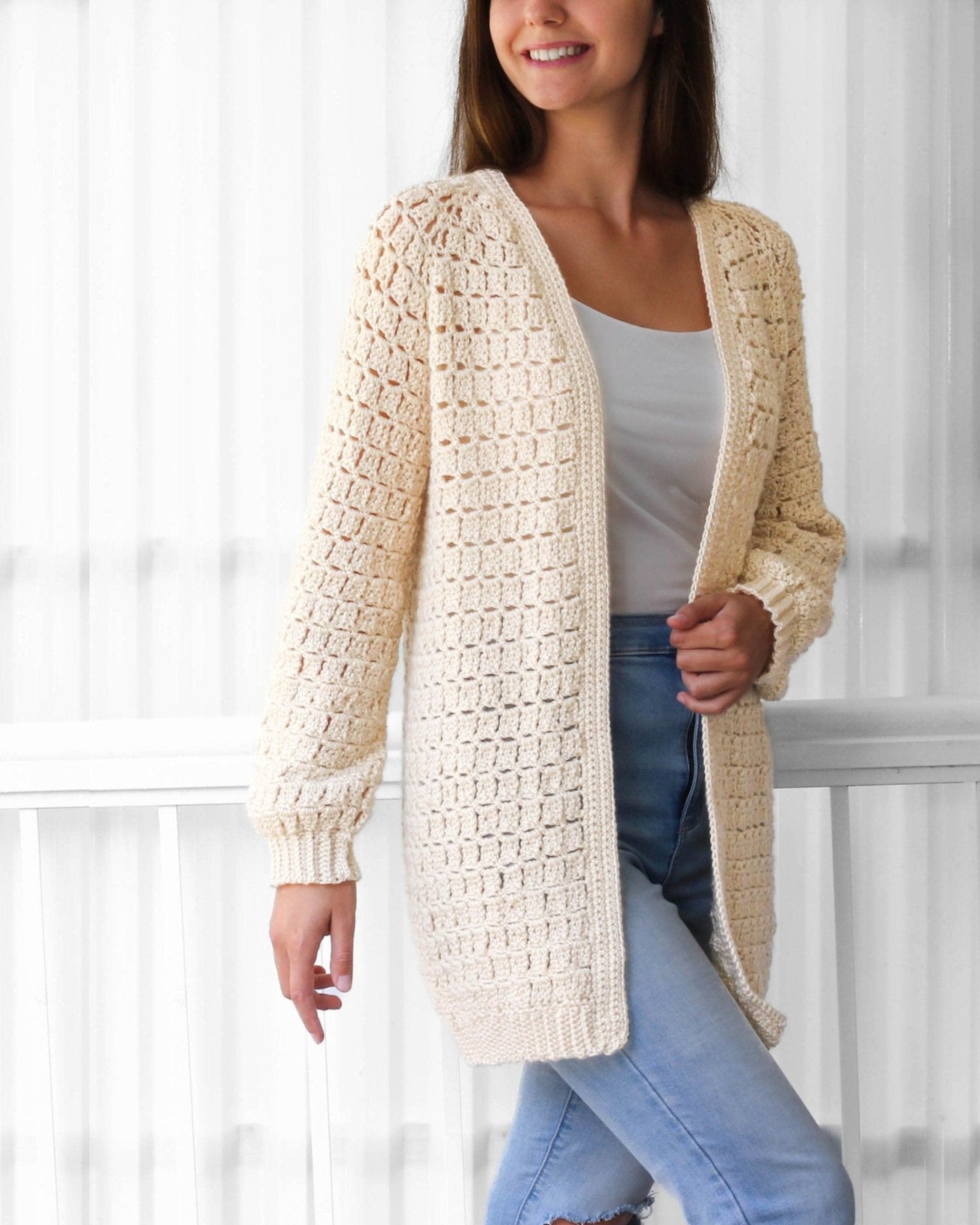ELLA Raglan Cardigan Crochet Pattern | Top-Down & Seamless | PDF (XS–3XL) - Hakel Liebe