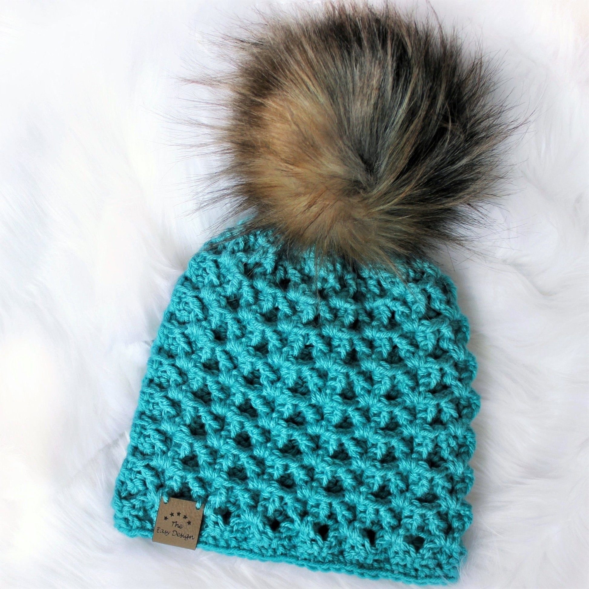 GEMMA Beanie Crochet Pattern | Textured Pom Pom Hat, Any Yarn | PDF (Toddler–Adult) - Hakel Liebe