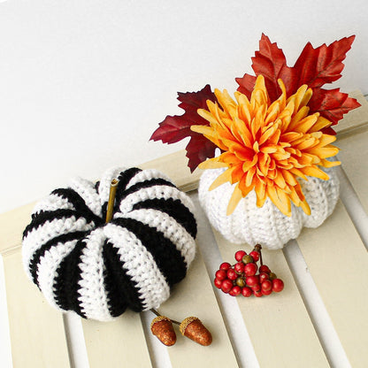 Festive Pumpkins Crochet Pumpkin Pattern | 5-Size Autumn Decor Set | PDF - Hakel Liebe