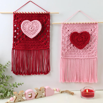 VALENTINA Heart Wall Hanging Crochet Pattern | 30-Minute Decor Project | PDF - Hakel Liebe