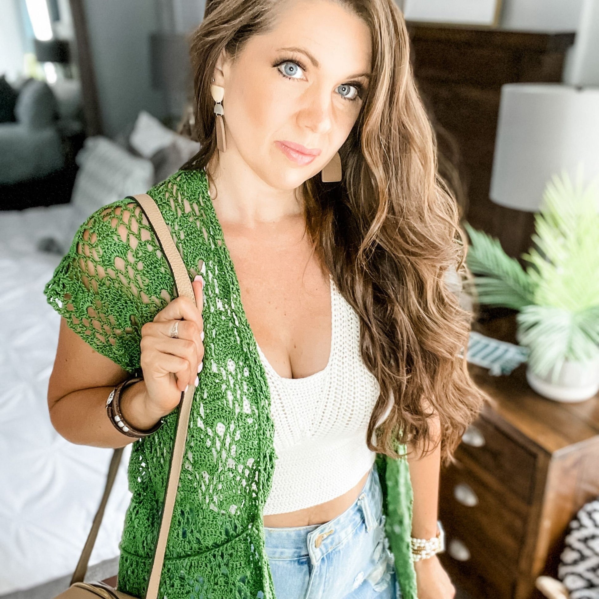 CROCHET PATTERN & VIDEO/ Stroll in The Park Halter Top, crochet halter top, crochet tank top, size inclusive, pdf, summer crochet pattern