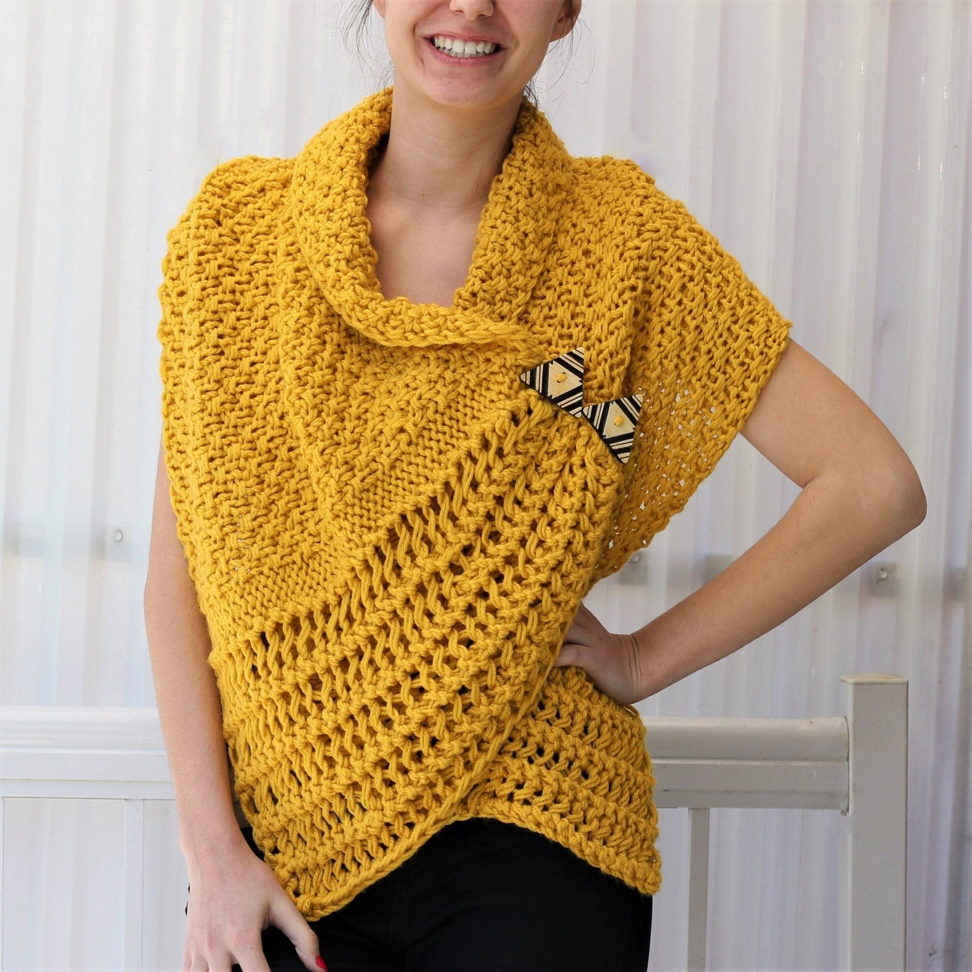 CORALI Knit Wrap Pattern | Wear It as Poncho, Scarf or Shawl | PDF - Hakel Liebe
